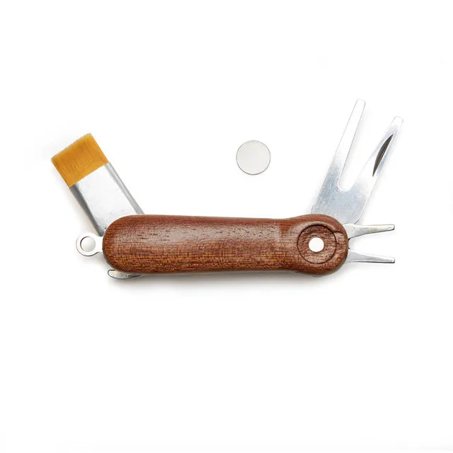 Kikkerland Golf Multitool mit Ballmarker Bürste Divot Tool