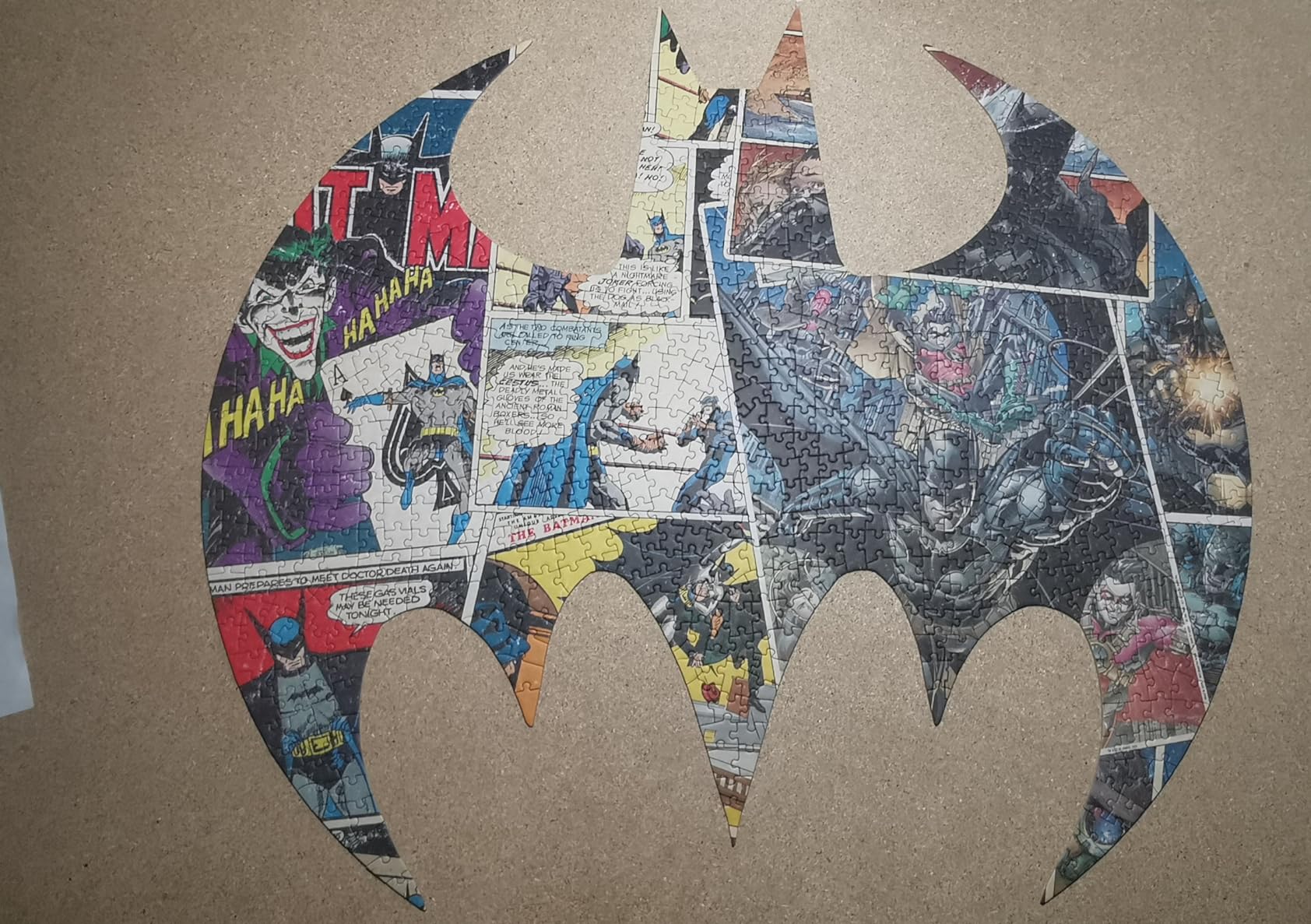 Paladone Batman 750 Teile Puzzle Comic-Collage Sammeldose