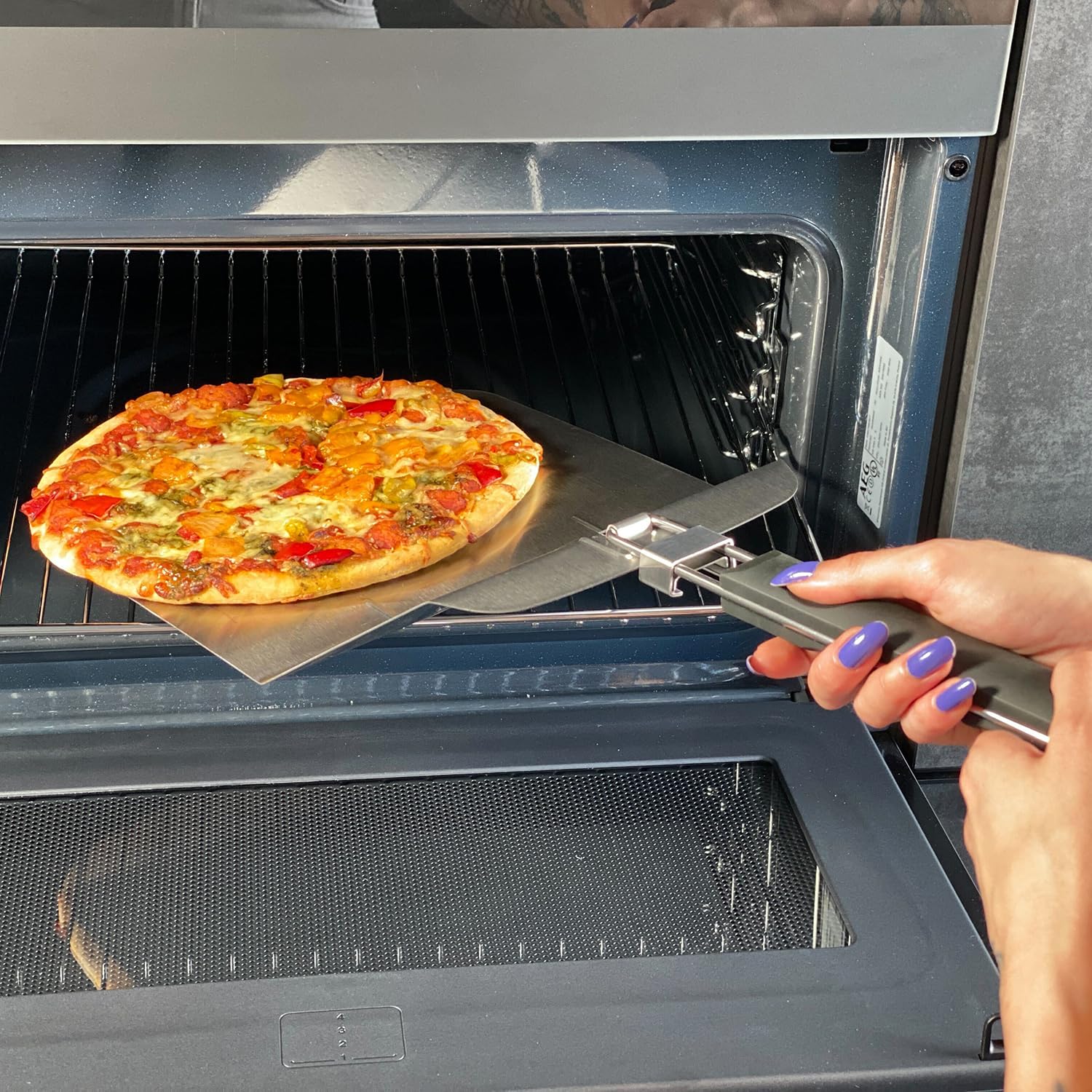 Intirilife Pizzaschieber Edelstahl 53,5 cm Faltbar Pizzaheber Klappgriff