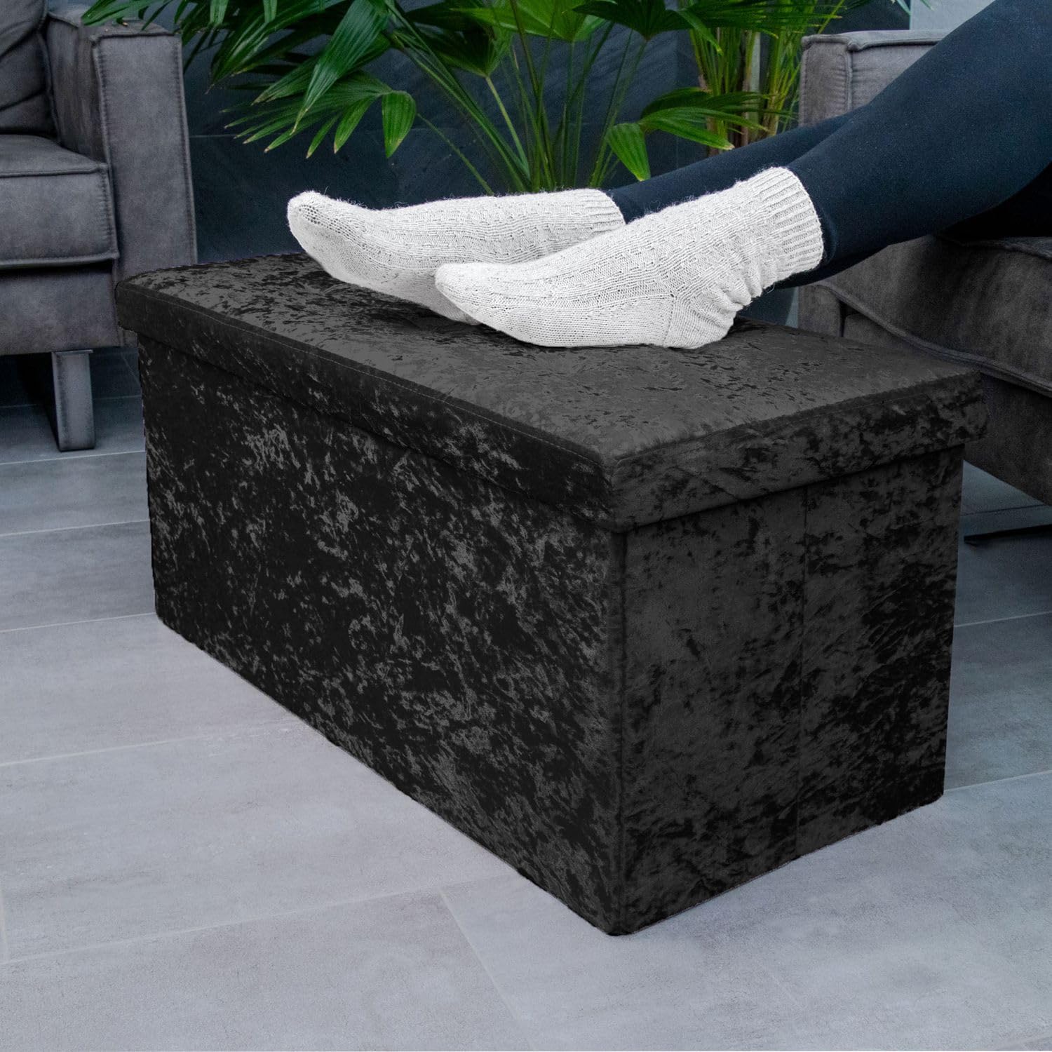 Intirilife Sitzbank Samt Schwarz 76x38x38cm Hocker Stauraum