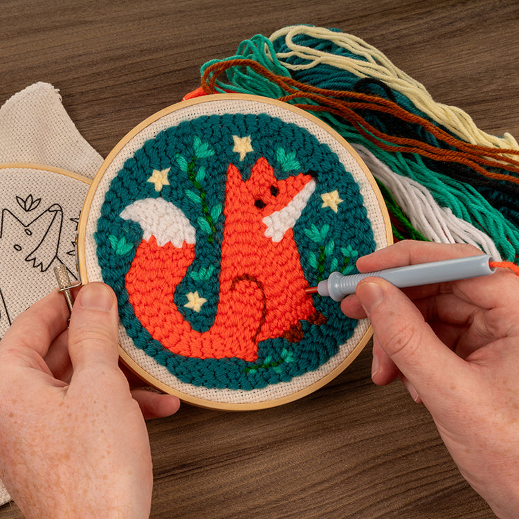 Kikkerland Crafters Fox Punch Needle Stickset Fuchs Anfänger