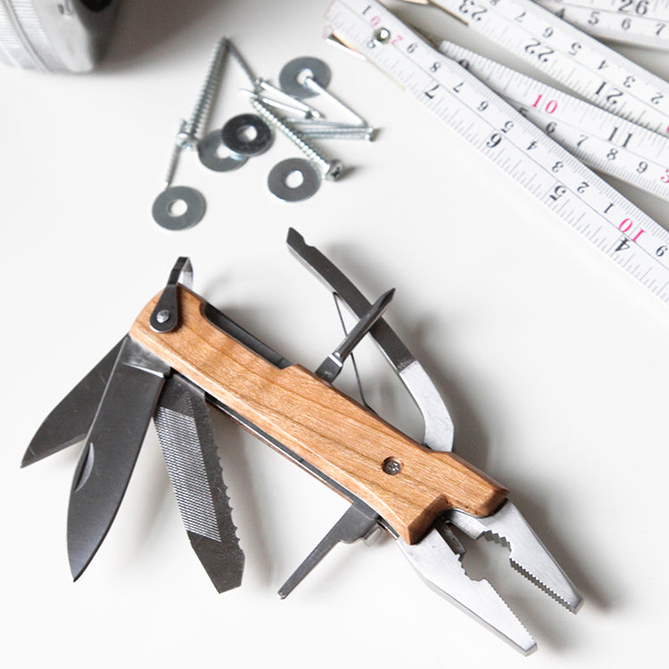 Kikkerland Tools Wooden Plier Multi-Tool Holz 7 in 1