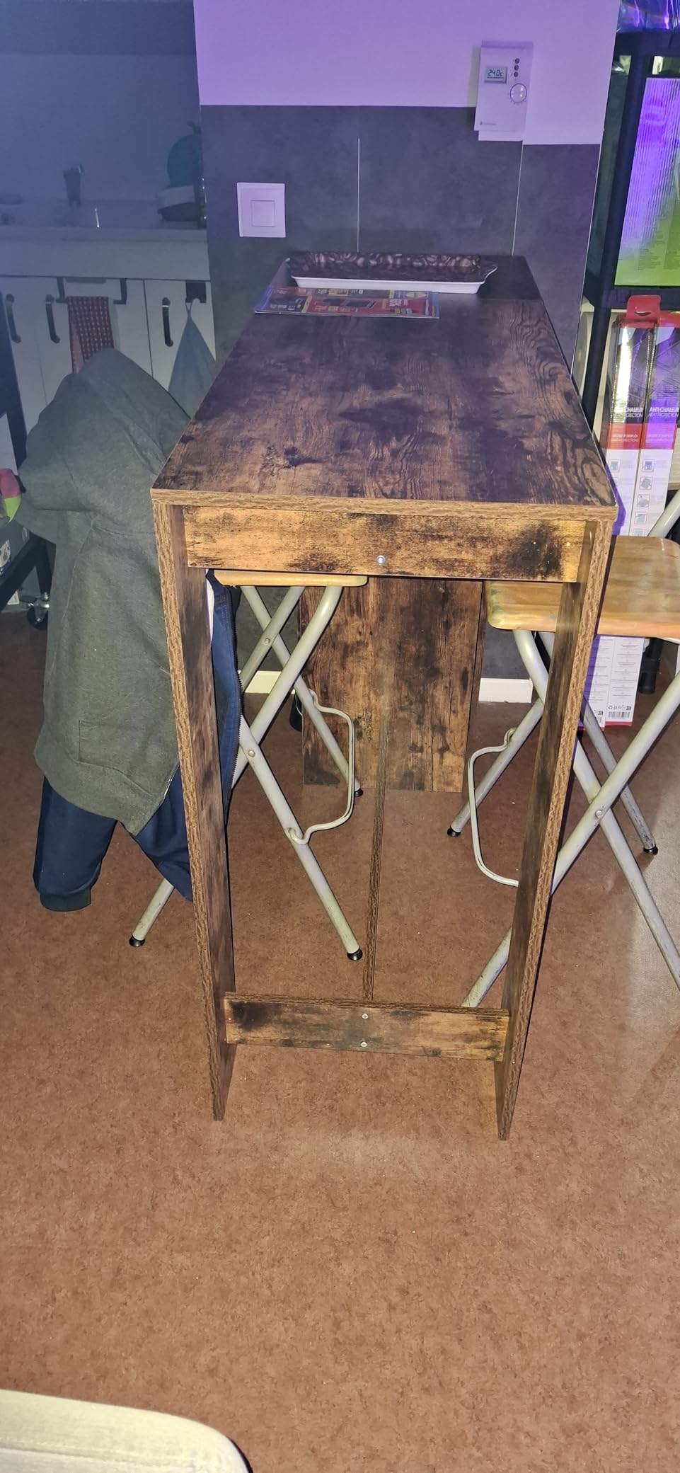 vidaXL Bartisch mit Regal Weiß 124x46x103,5 cm Holzwerkstoff