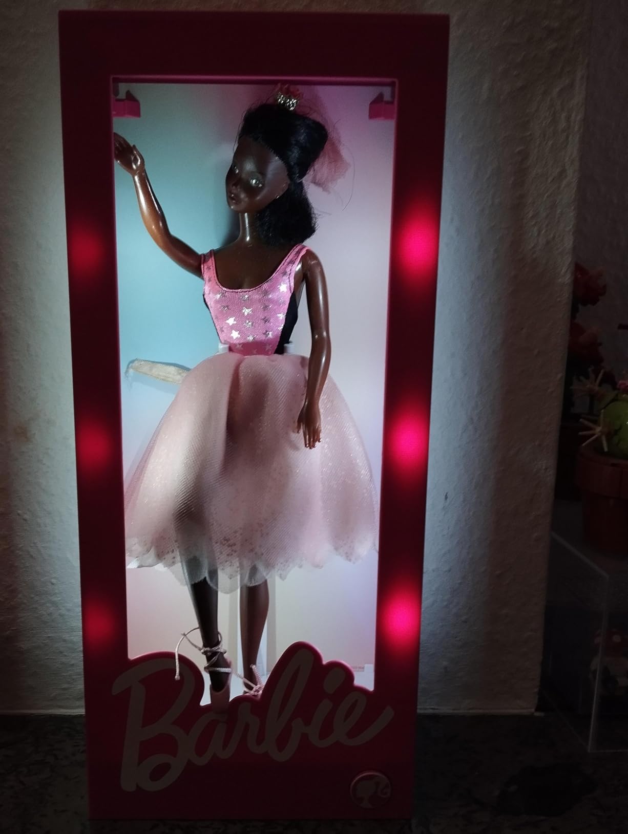 Paladone Barbie Puppen Ausstellungsbox Licht 34cm USB
