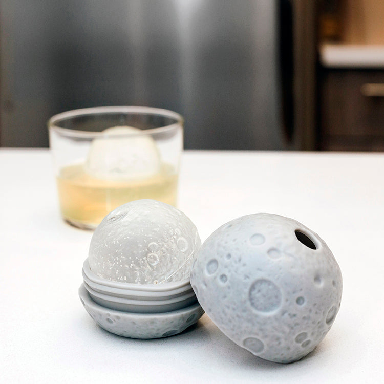 Kikkerland Moon Eisball Form Silikon Mond