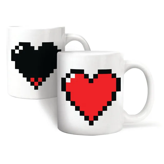 Kikkerland Pixel Heart Morph Tasse 325 ml Farbwechsel