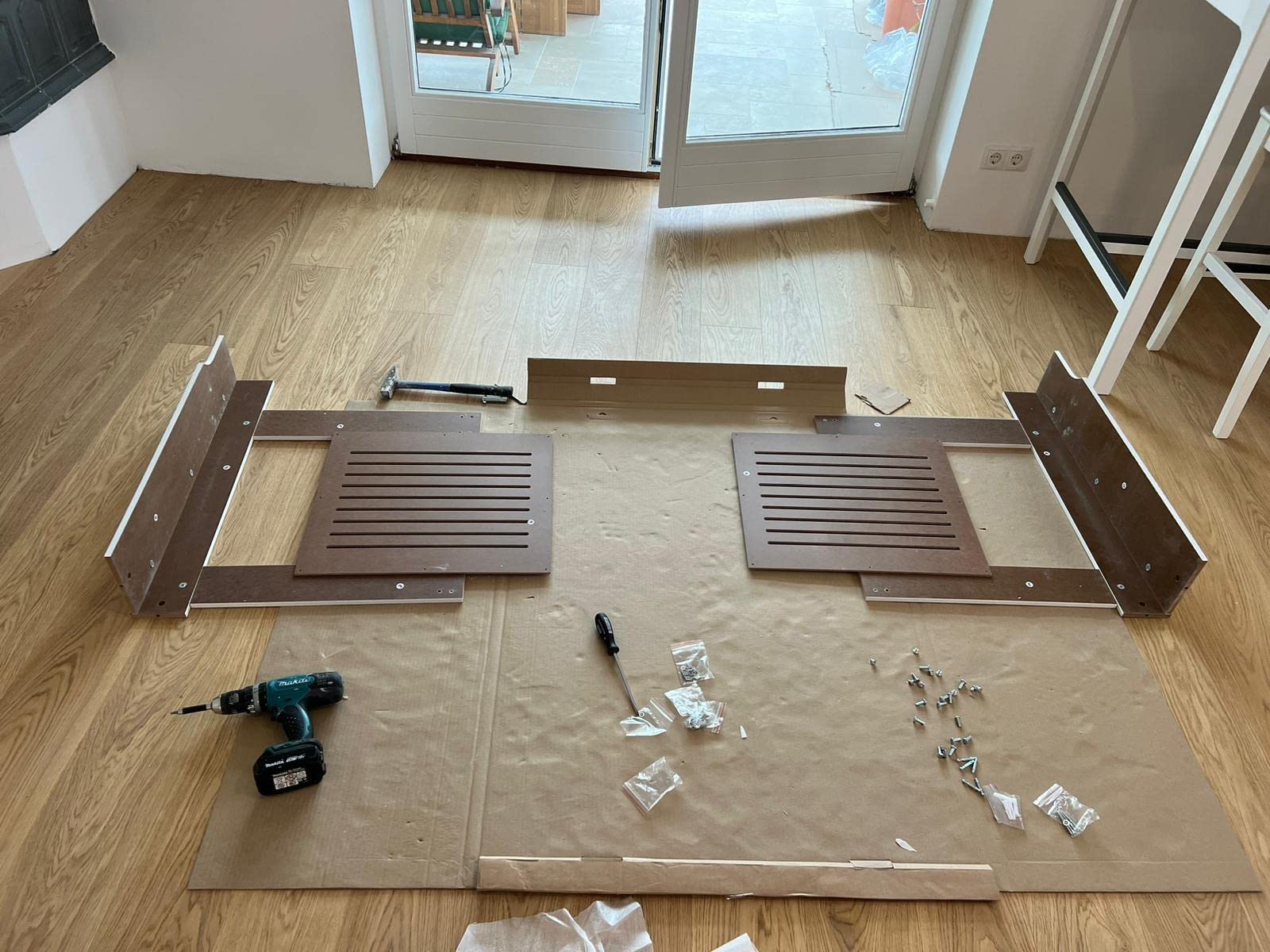 vidaXL Heimwerkerbedarf Heizkörperabdeckung 112 cm Weiß MDF