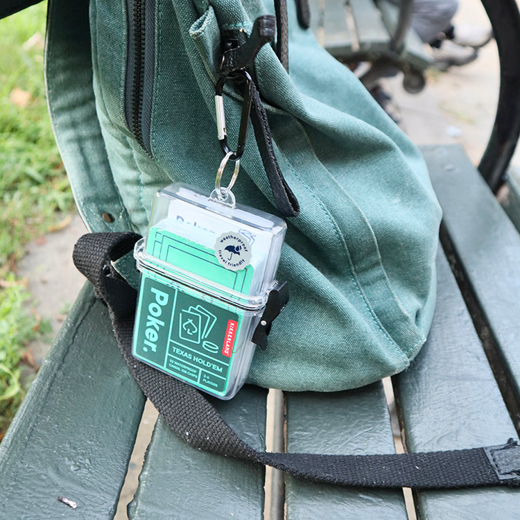 Kikkerland Home Poker Set wasserdicht mit Karabiner