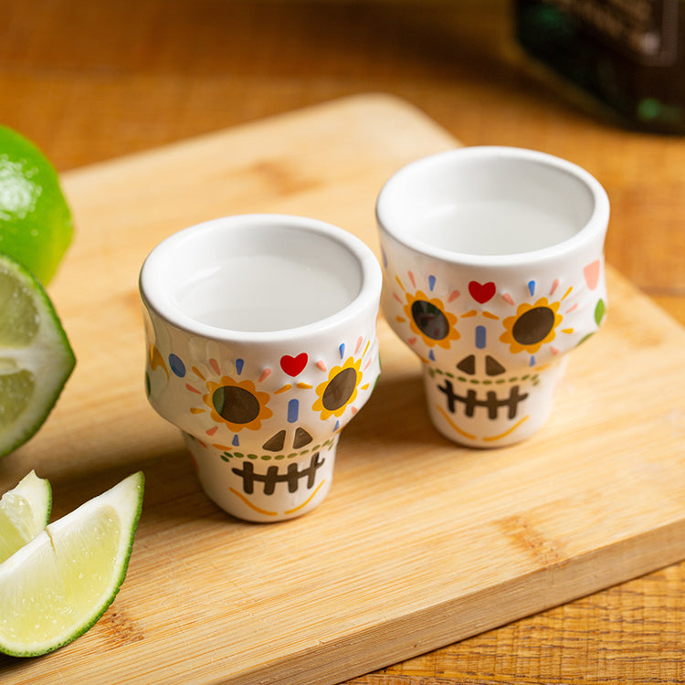 Kikkerland Kitchen Sugar Skull Schnapsgläser 2er Set Totenkopf