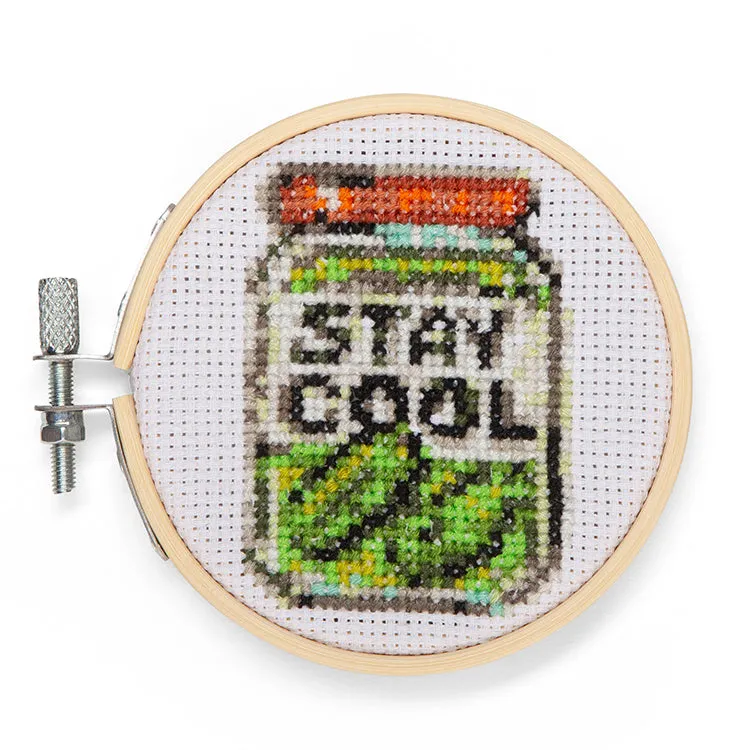 Kikkerland Crafters Stay Cool Pickle Mini Stickset Gurke