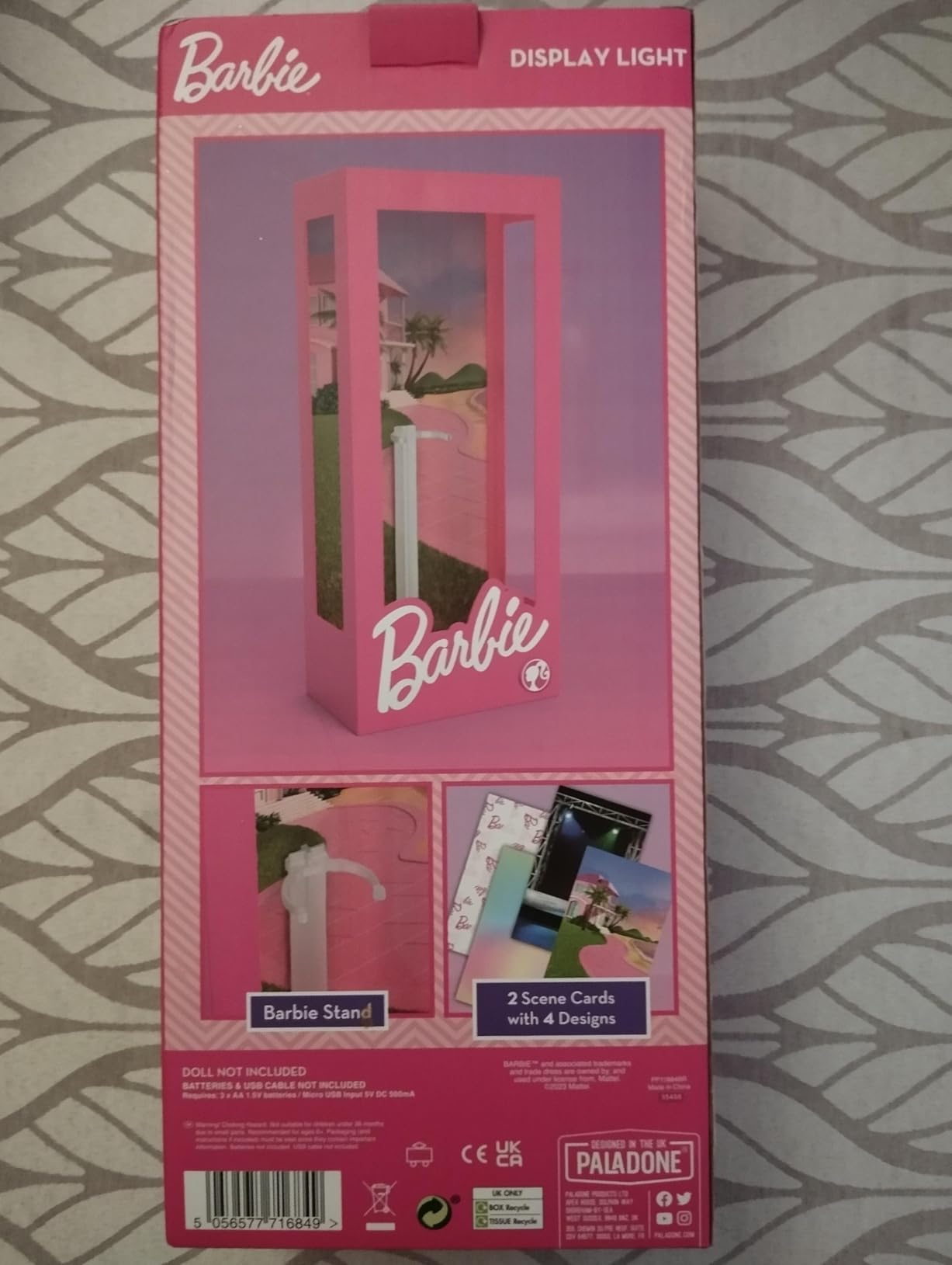Paladone Barbie Puppen Ausstellungsbox Licht 34cm USB
