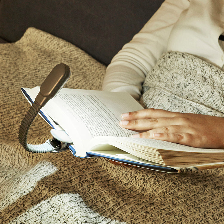Kikkerland Booklight Leselampe USB Schwarz mit 2 Stufen