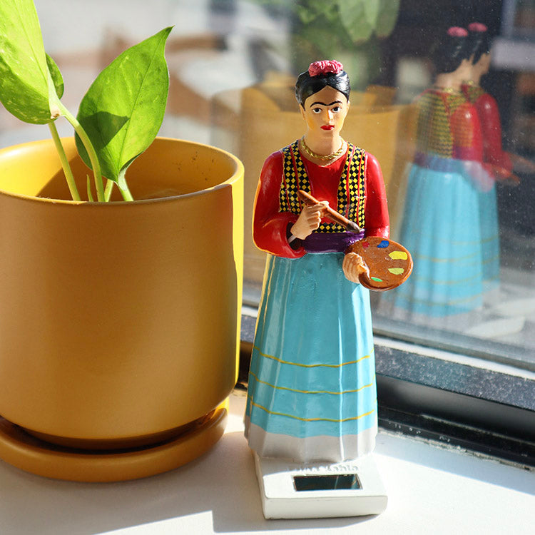 Kikkerland Home Solar Frida Solarfigur Fenster handbemalt