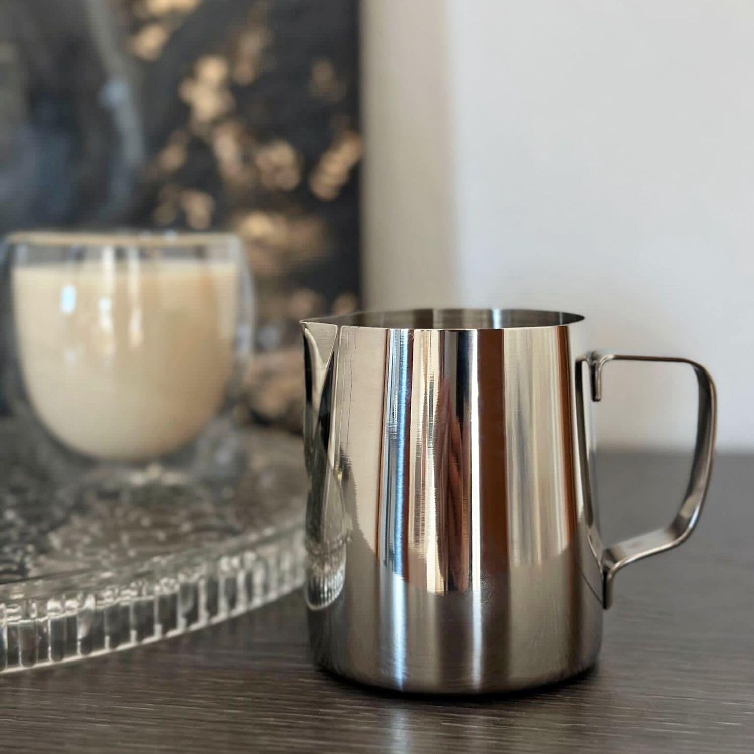 Intirilife Milchkännchen Edelstahl 350 ml Barista Krug