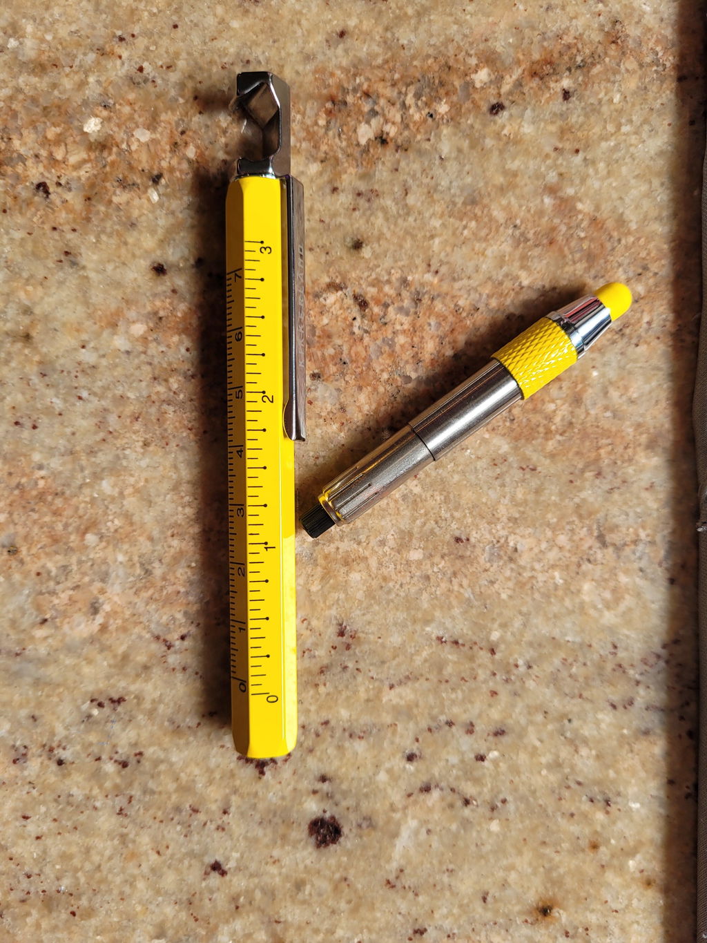 KIKKERLAND Gadget Pen 7-in-1 Kugelschreiber Multitool