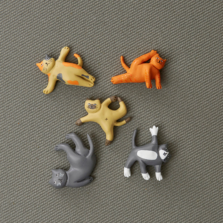 Kikkerland Home Cat Yoga Kühlschrankmagnete 5er Katzen