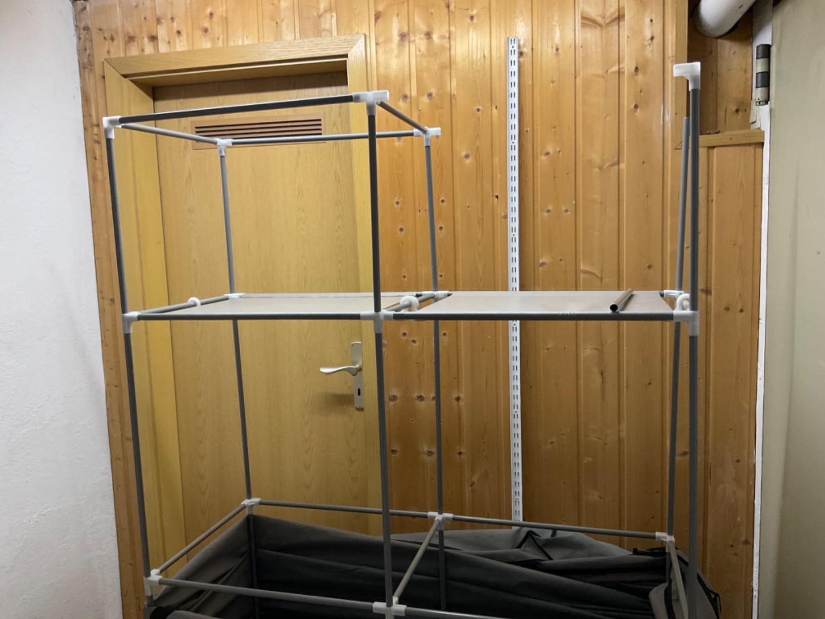 Intirilife Faltschrank 108x45x170 cm Stoffschrank Braun