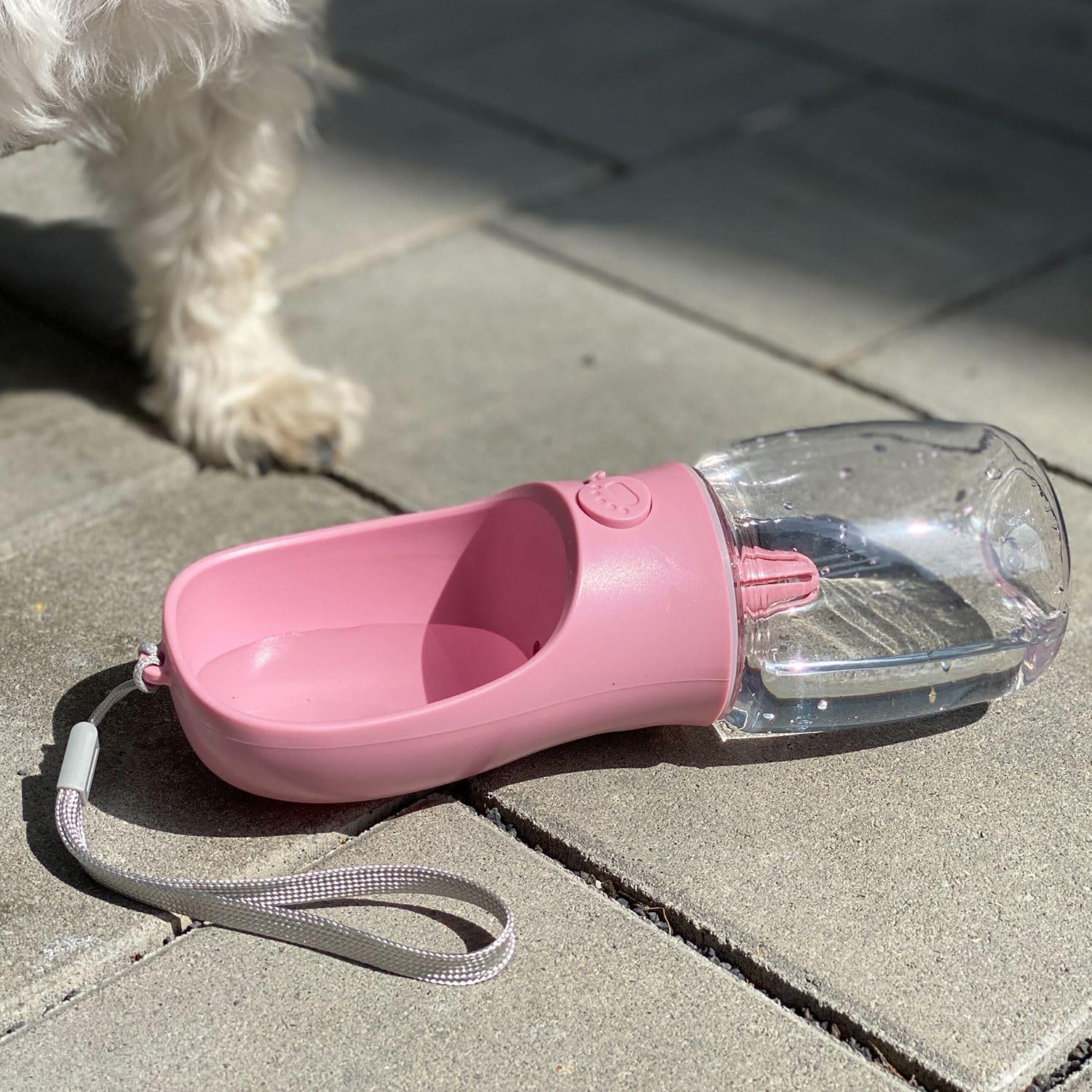 Intirilife Hunde Trinkflasche rosa 300 ml auslaufsicher Kunststoff