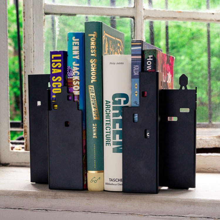 Kikkerland Skyline Bookends Bücherstützen Metall 2er