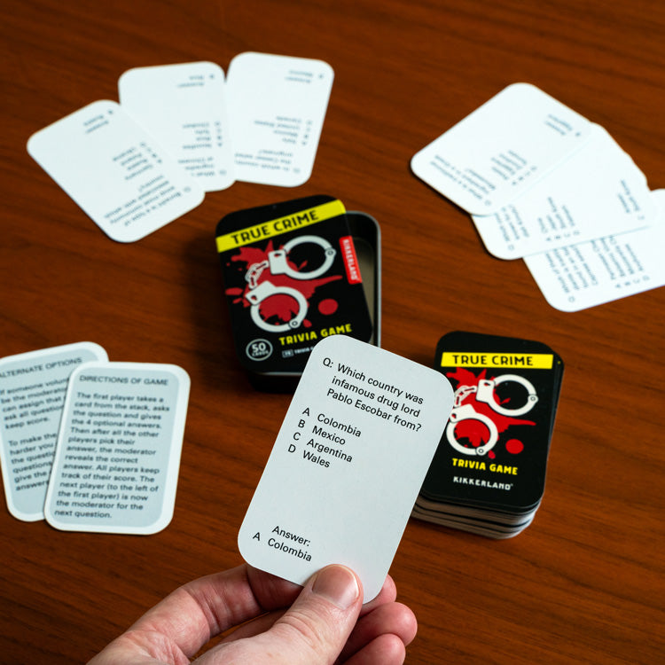 Kikkerland Play True Crime Trivia Quizspiel 50 Fragen