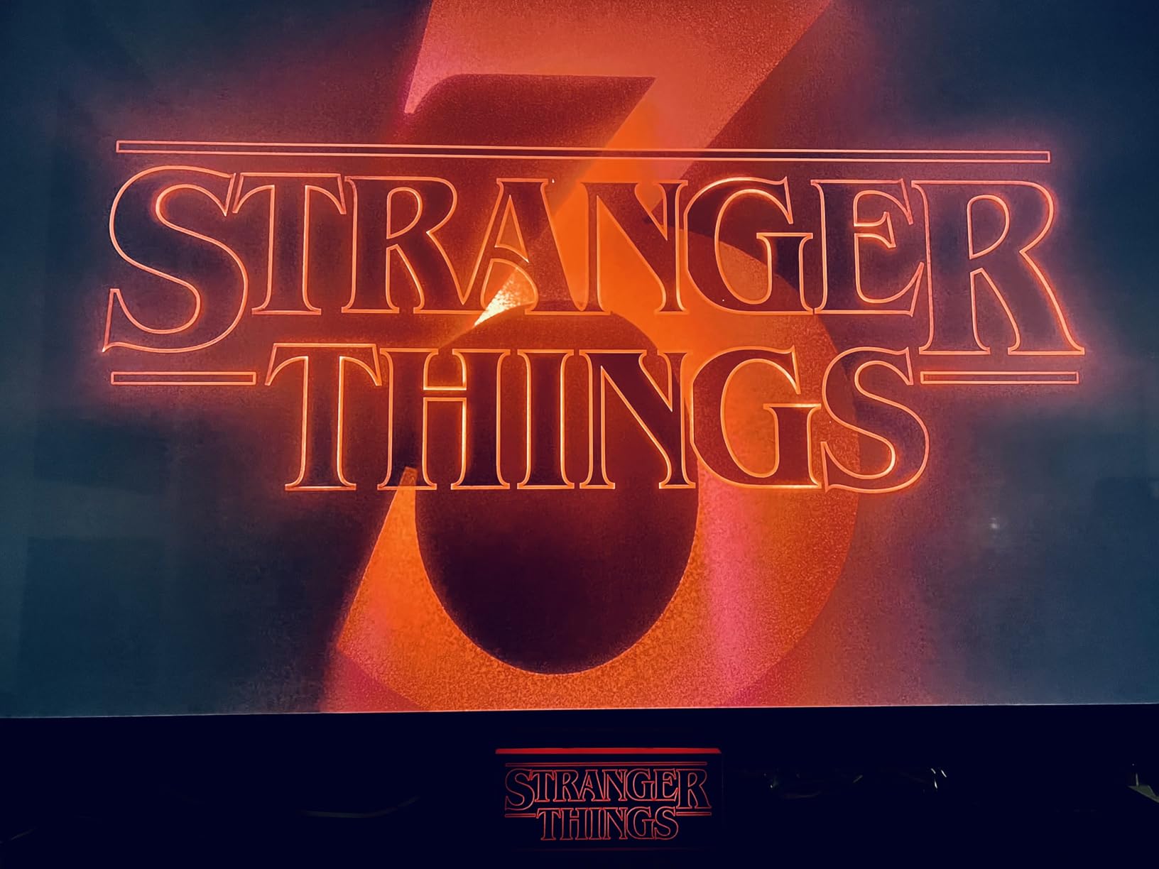 Paladone Lighting Stranger Things Logo Licht 2 Modi Tischleuchte