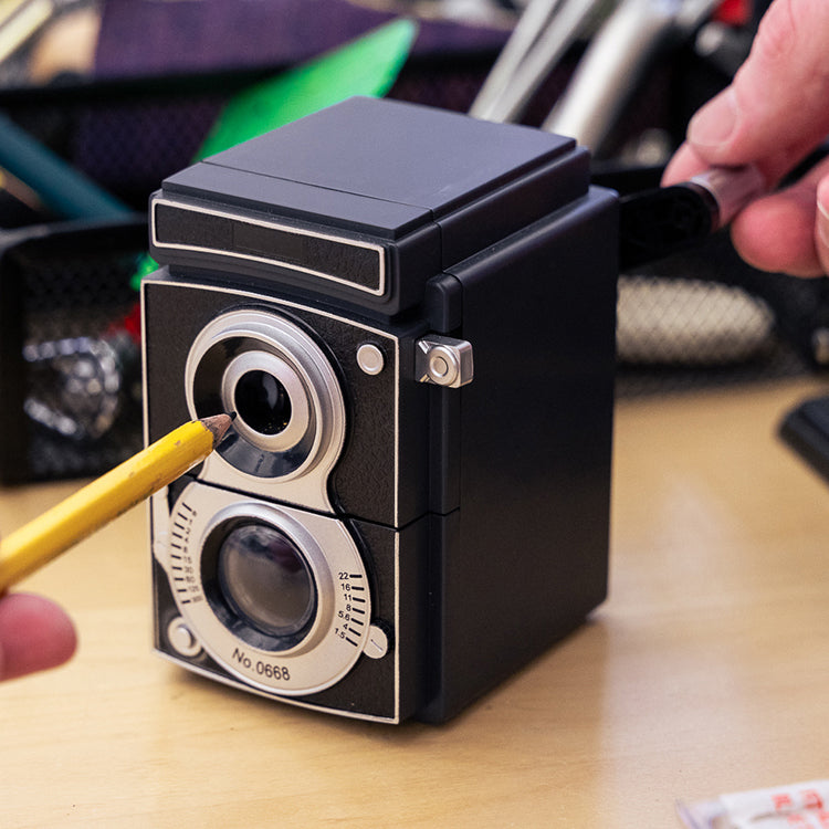 Kikkerland Camera Anspitzer Kamera Vintage Bleistiftanspitzer