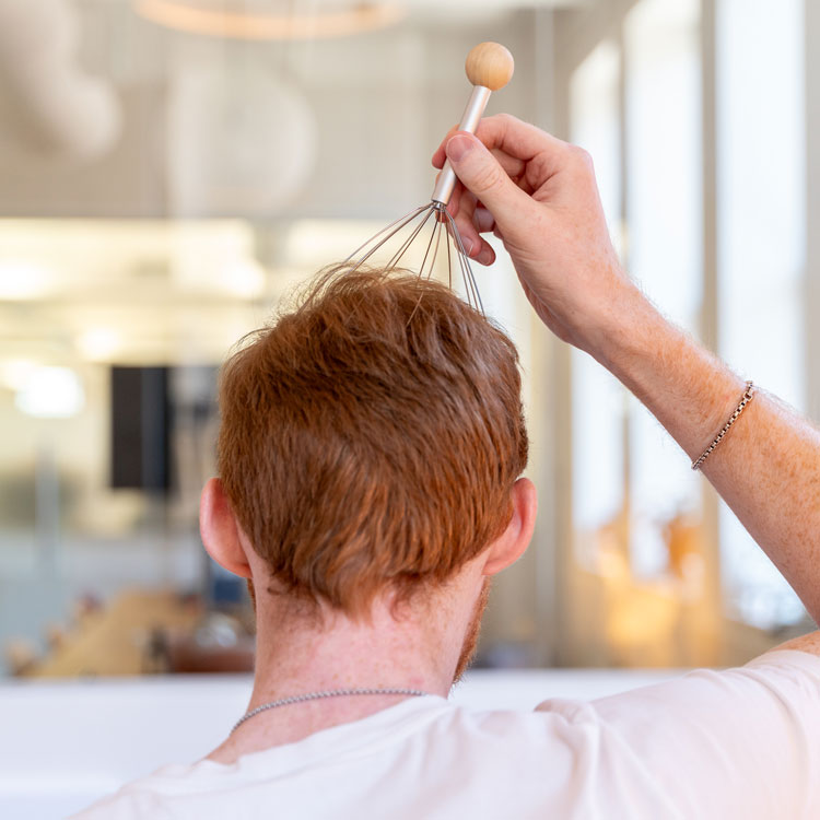 Kikkerland Head Massager Pen Kugelschreiber mit Kopfmassage