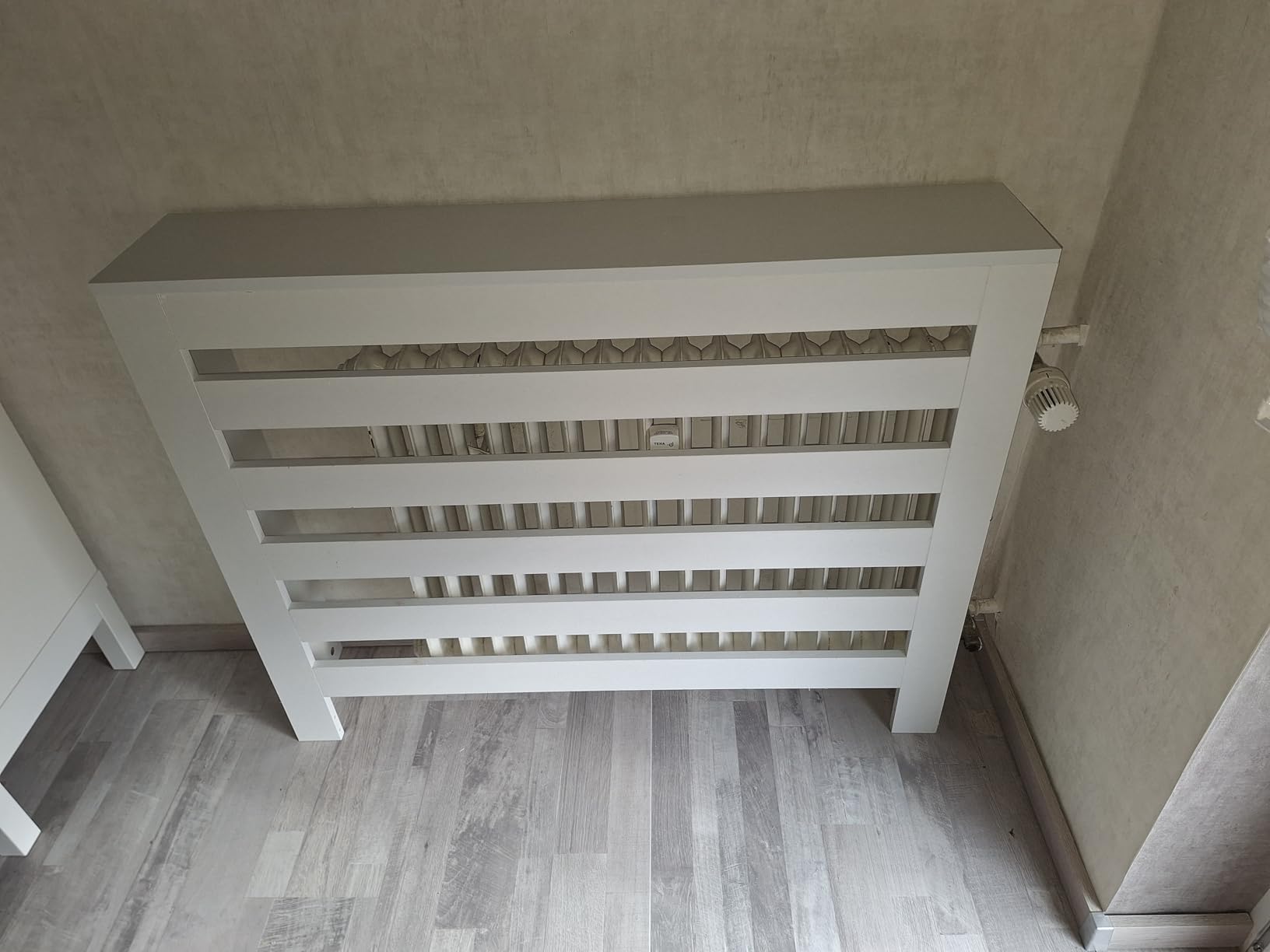 vidaXL Heimwerkerbedarf Heizkörperverkleidung 78x20x82 weiß Holz
