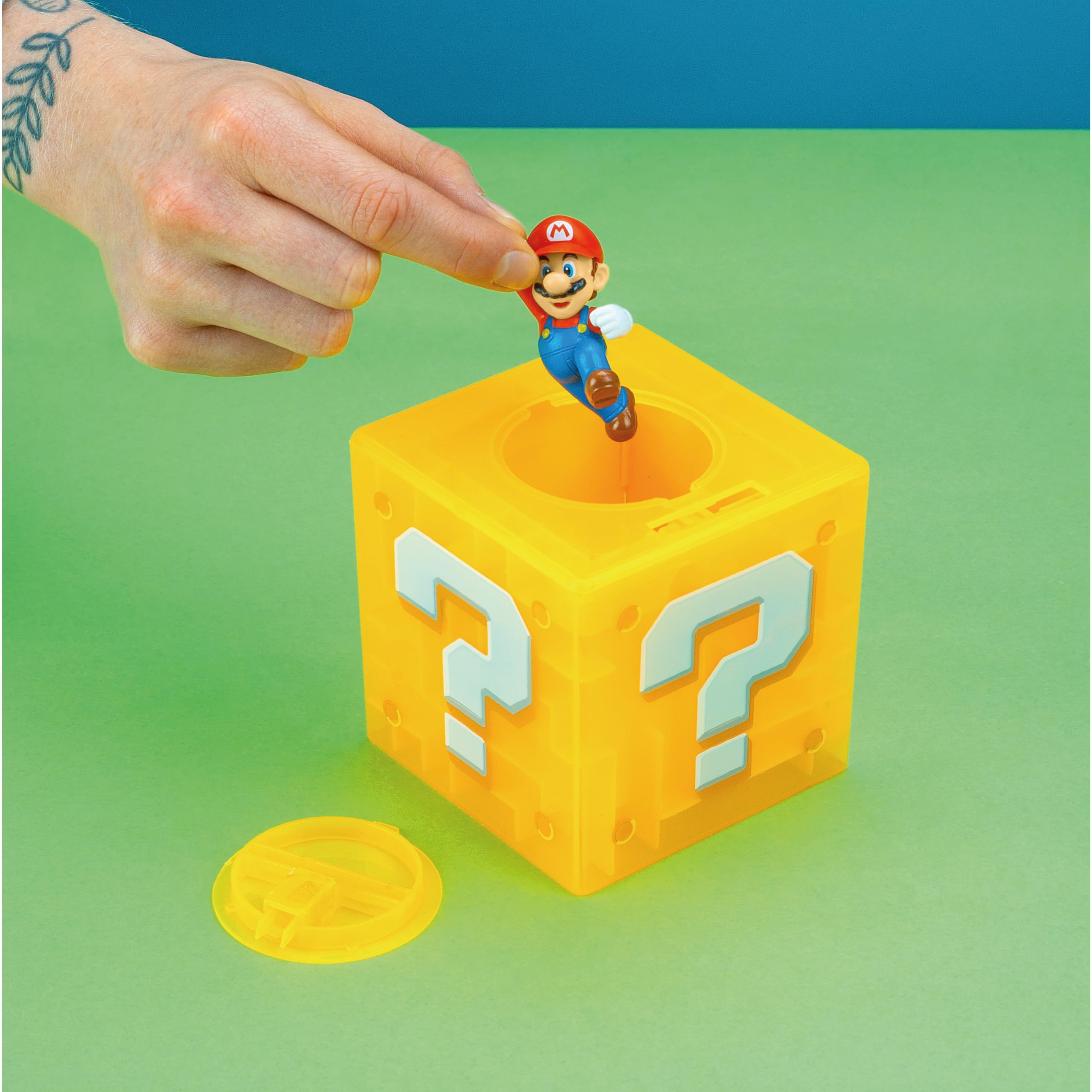 Paladone Homeware Super Mario Frageblock Spardose Labyrinth 9cm