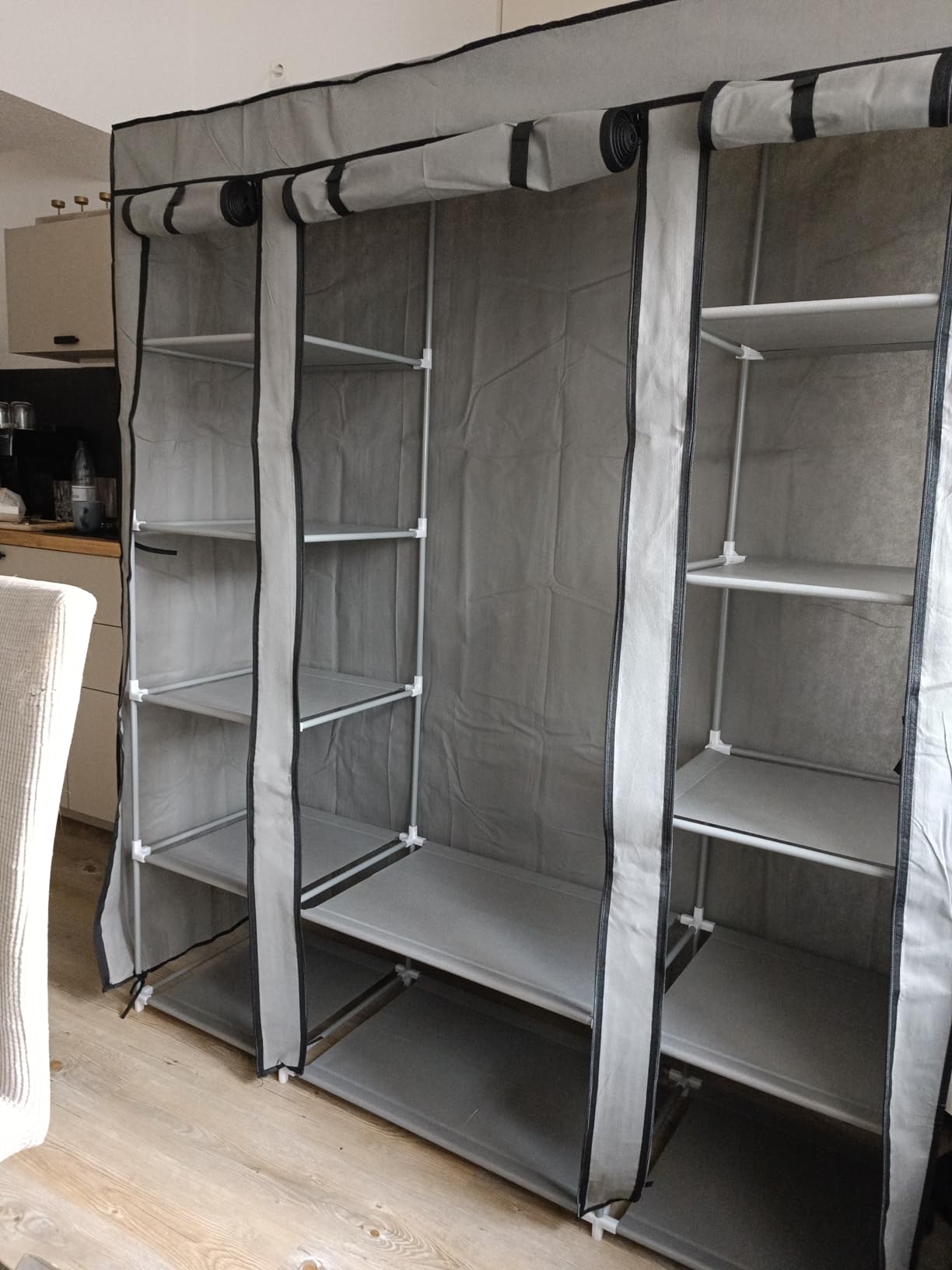Intirilife Faltschrank 150x175x45 asch grau Reissverschluss