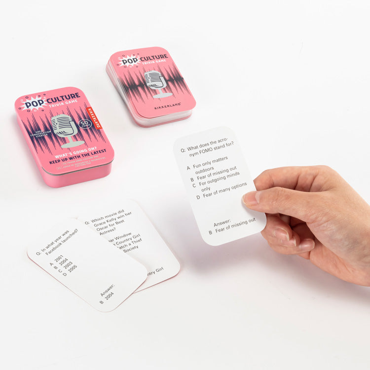 Kikkerland Play Pop Culture Trivia Quizspiel 50 Fragen Dose