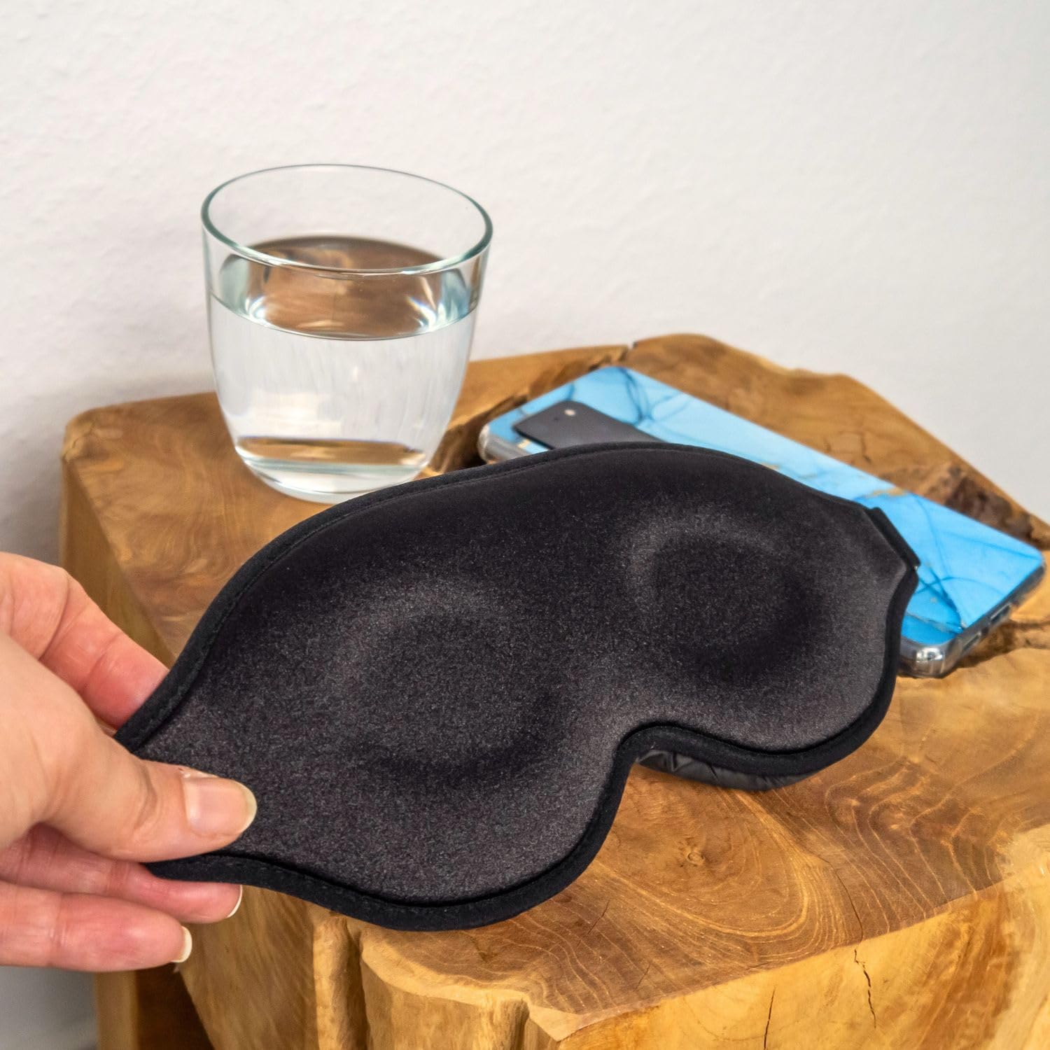 Intirilife Reise Schlafmaske Schwarz 3D Memory Foam