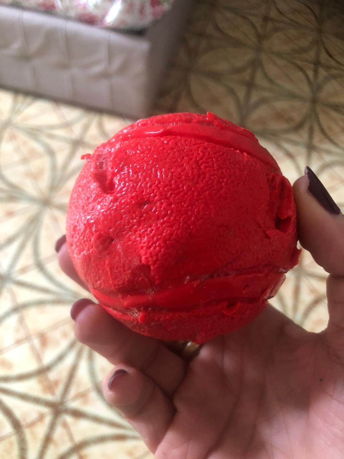 Intirilife Hunde Gummiball Knall Rot 7 cm bissfest