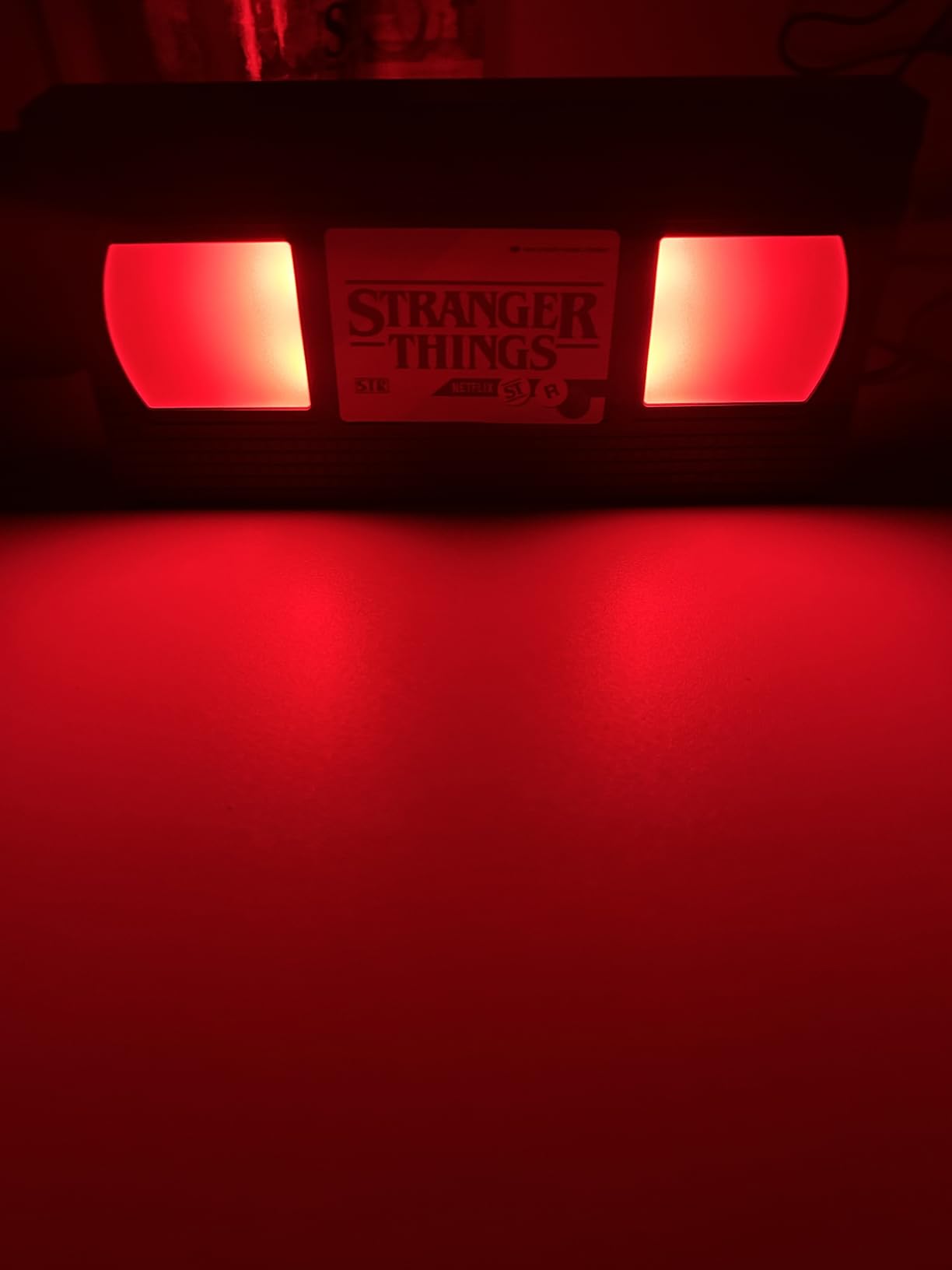 Paladone Stranger Things VHS Logo Light Lampe rot