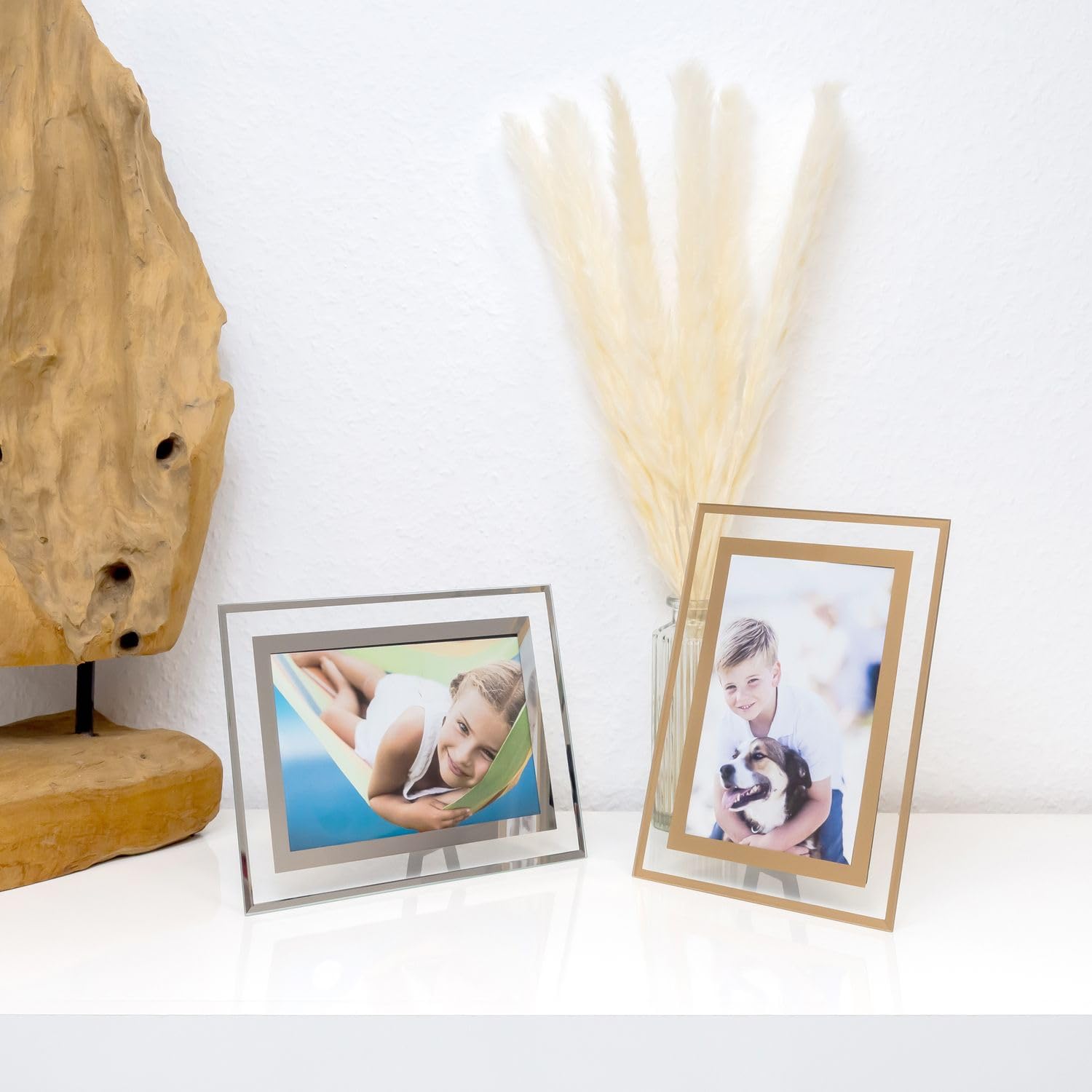 Intirilife Bilderrahmen Gold Glas 10x15 cm Geschenkrahmen
