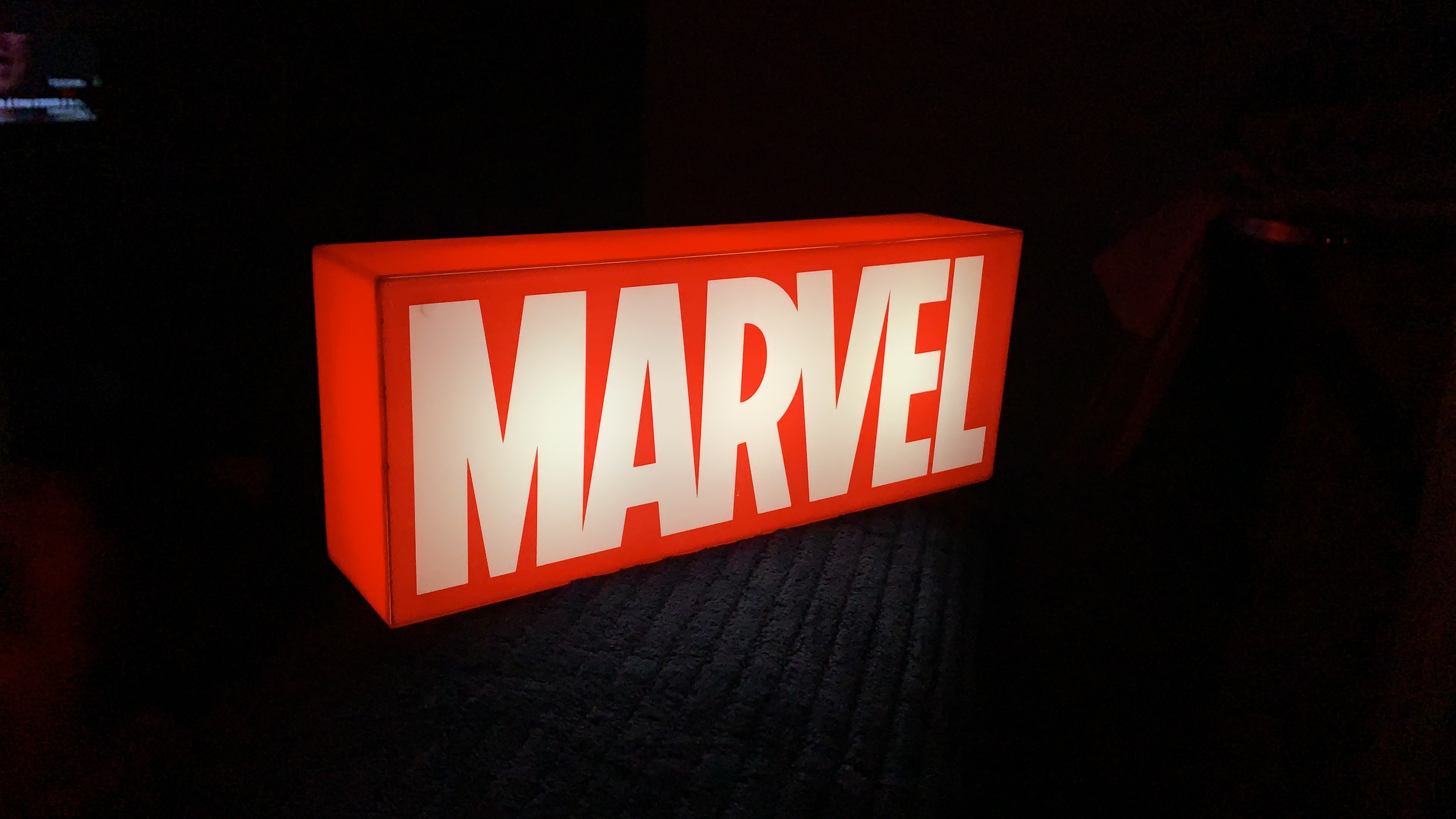 Paladone Lighting Marvel Logo Leuchtschild mit 2 Modi