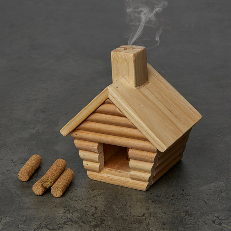 Kikkerland Little Cabin Räucherhaus mit Tannenduft Stäbchen kaufen