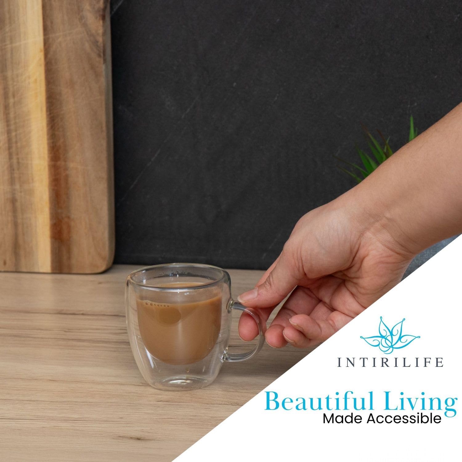 Intirilife Thermogläser 100 ml 4er Set Espressogläser mit Henkel