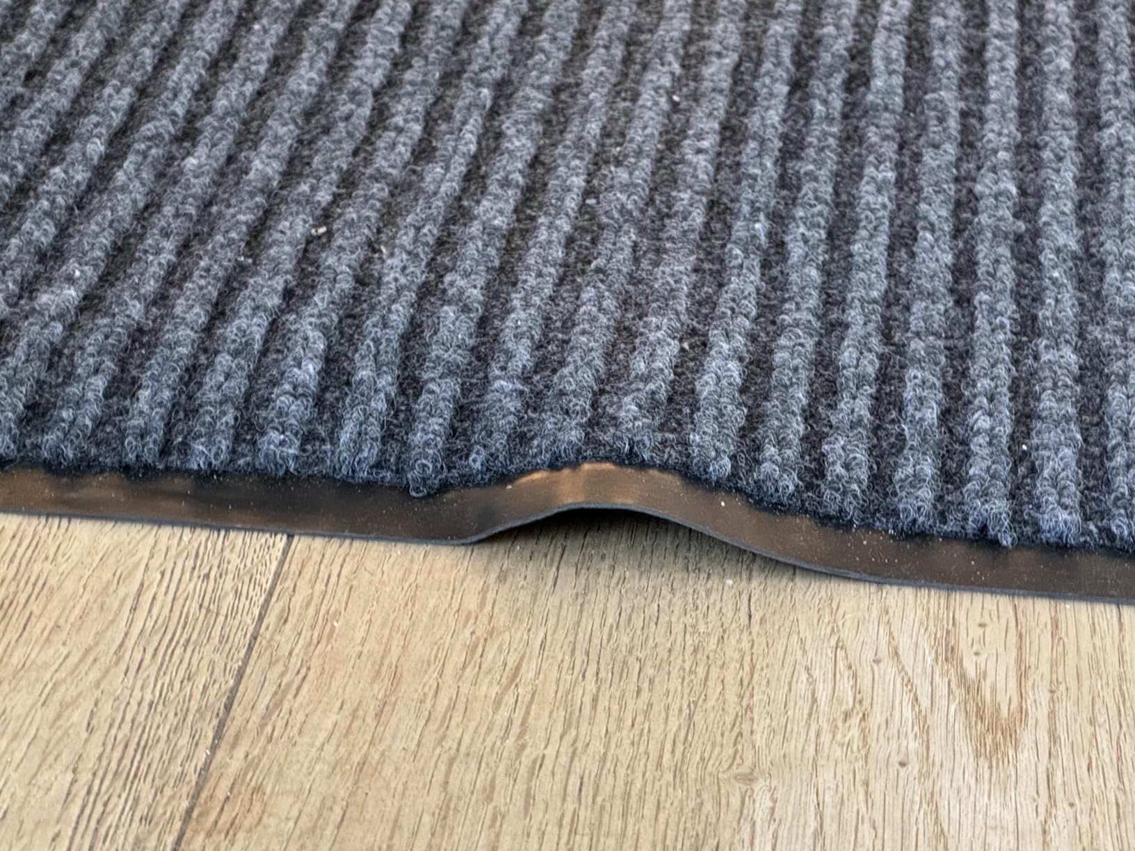 vidaXL Türmatte Schwarz PVC 90x120 cm Rutschfest Fußmatte