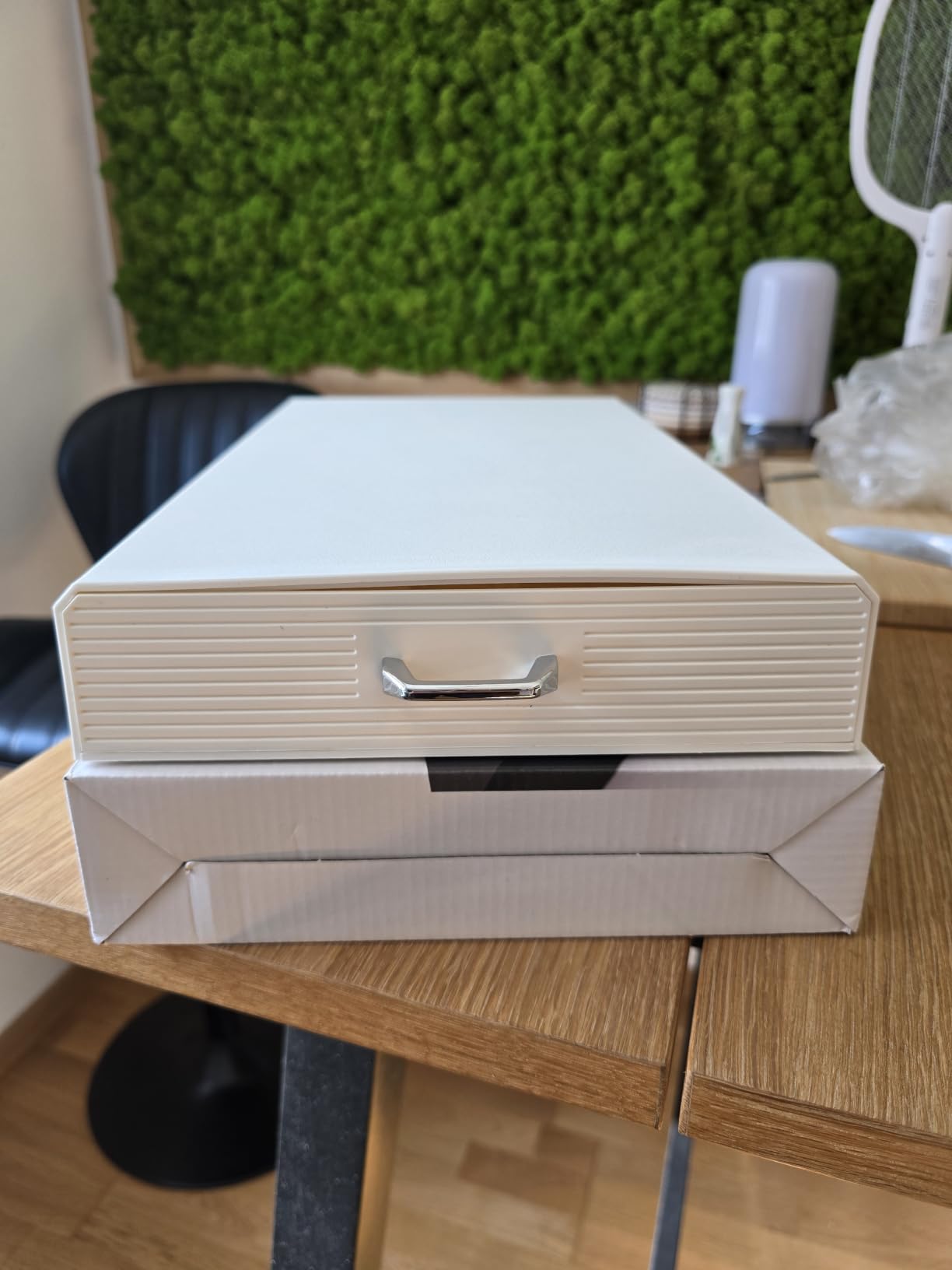 Intirilife Küche Kapselhalter Weiß 50 Nespresso 38 cm