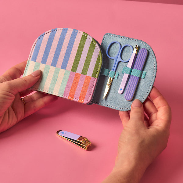 Kikkerland Inkerie Travel Manicure Set Maniküre Reise