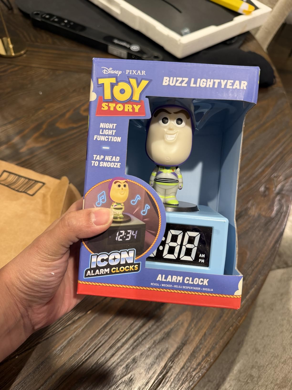 Paladone Buzz Lightyear Icon Wecker mit Nachtlicht 14 cm
