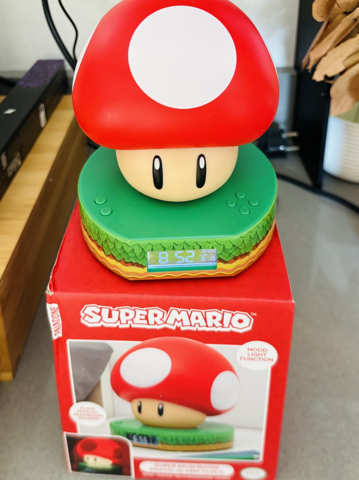 Paladone Super Mario Pilz Digitalwecker Sound Licht Geschenk