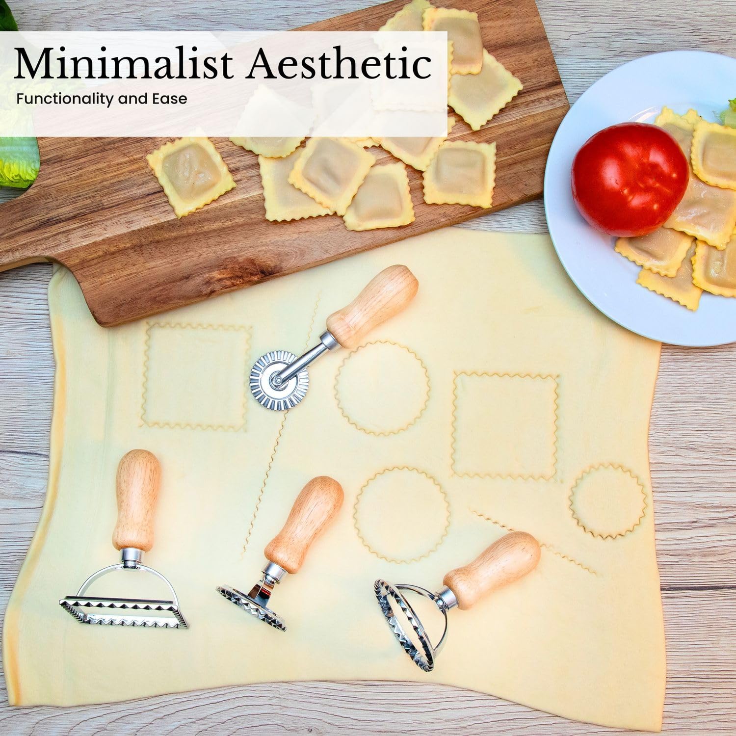 Intirilife Ravioli Ausstecher Set 4-teilig mit Teigrad
