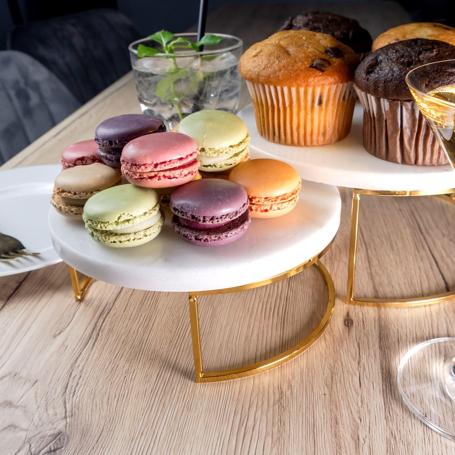 Intirilife Tortenständer Kuchenplatte 2er Gold Marmor Etagere