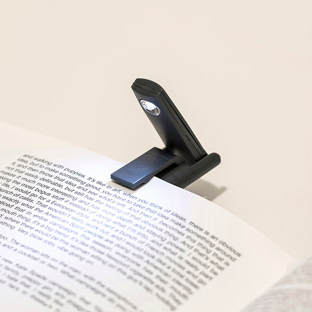 Kikkerland Mini Folding Booklight Leselampe faltbar Taschenformat