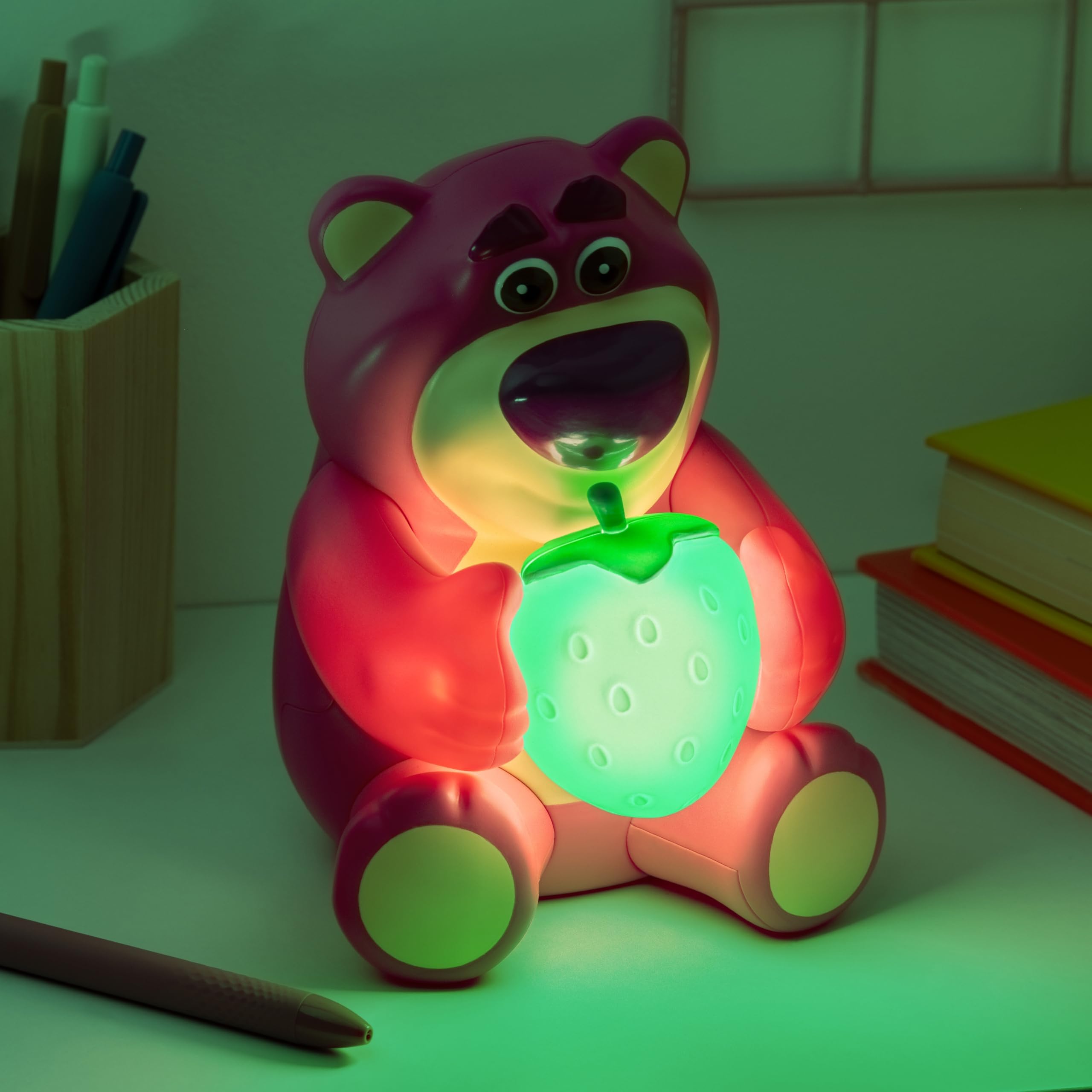 Paladone Lotso GloBuddies LED-Lampe Erdbeer Farbwechsel