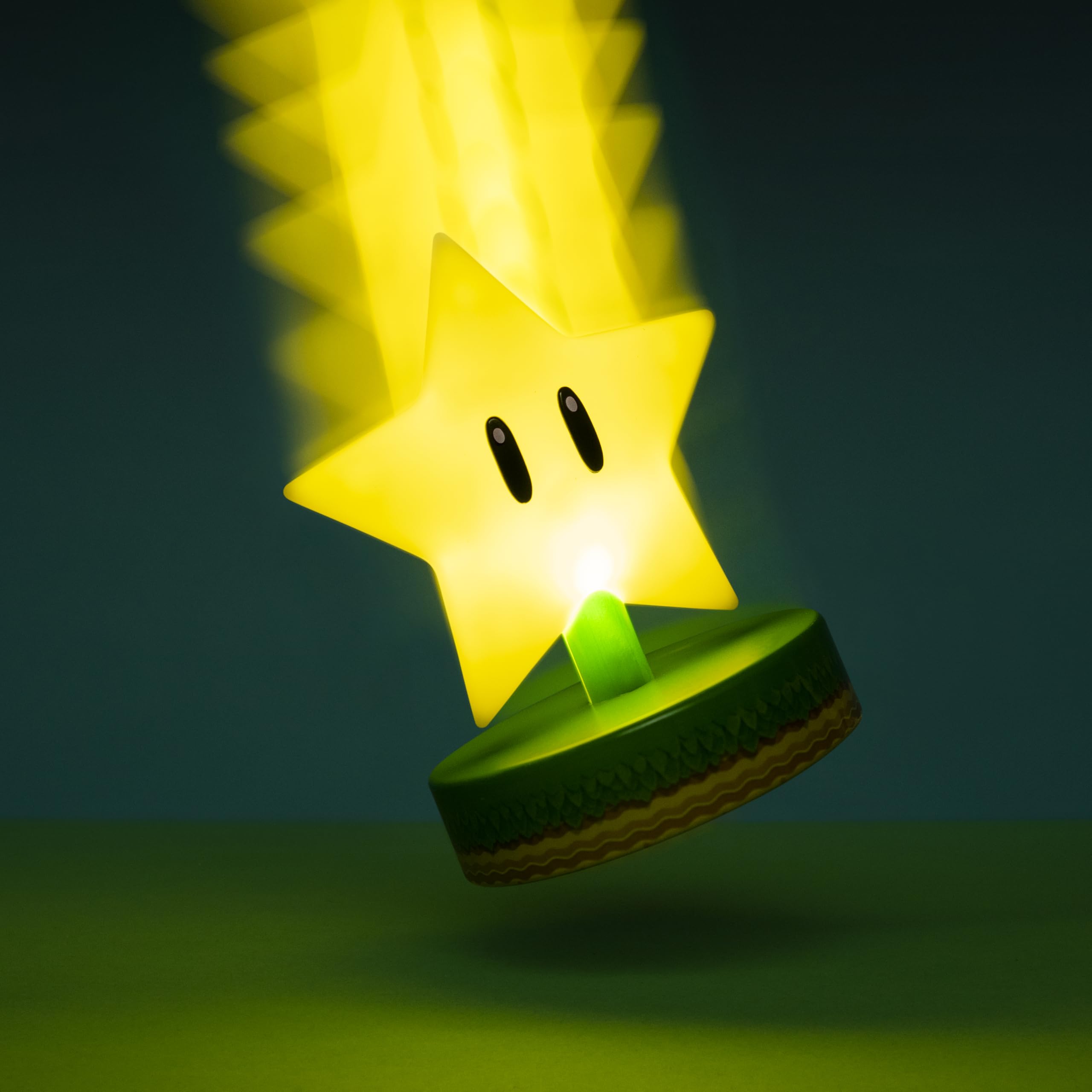 Paladone Mario Super Star Icon Light Gelb Nachtlicht