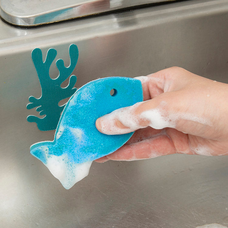 Kikkerland Home Fish Grab N Scrub Schwamm Fisch mit Halter
