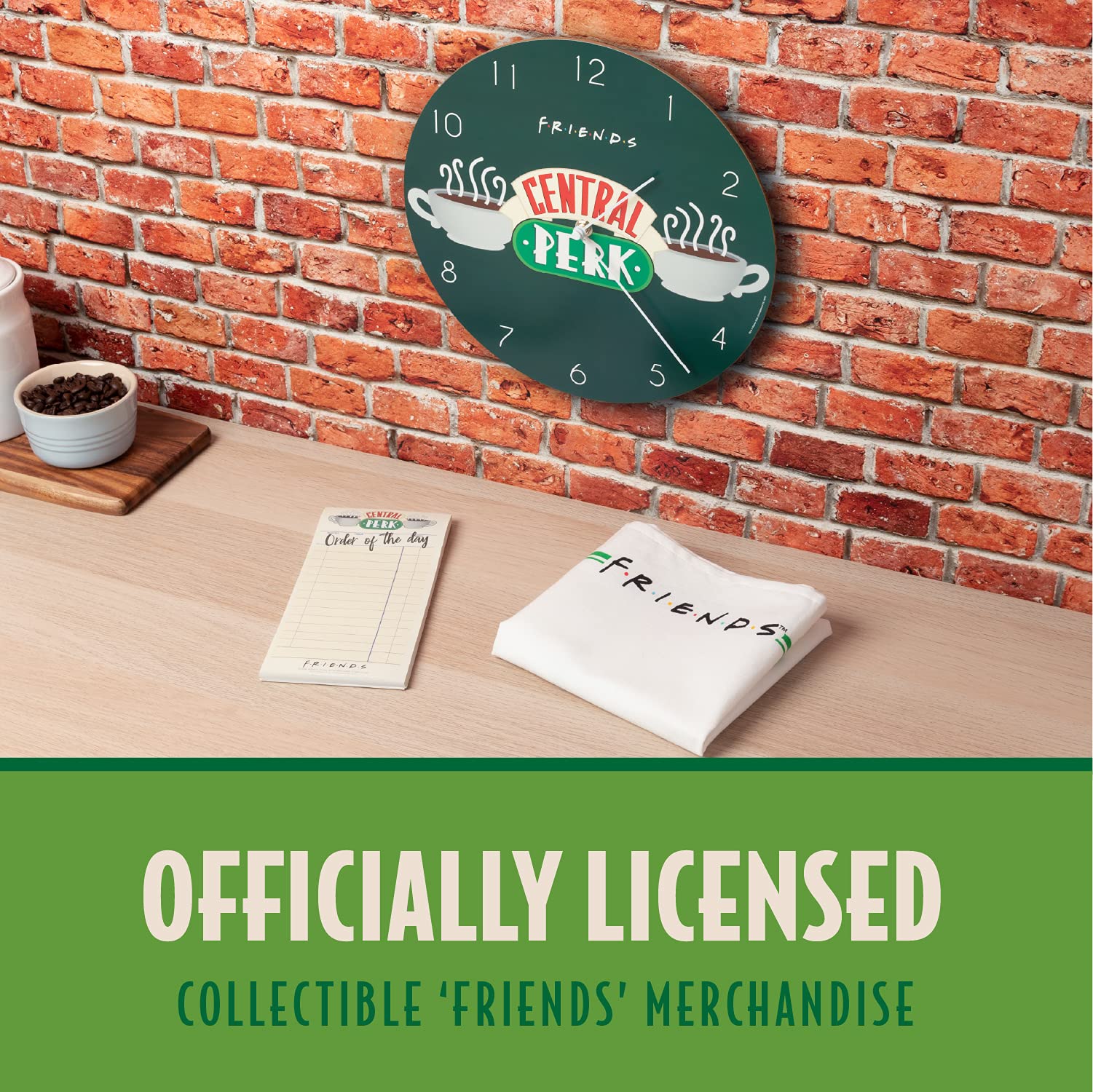 Paladone Homeware Central Perk Geschenkset Uhr Tuch Block